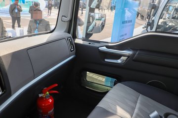 ����HOWO����PRO 4.15�׵��Ŵ��綯�����Ῠ ����ʱ��140.41kWhͼƬ