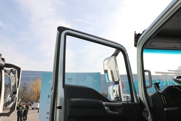 ����HOWO����PRO 4.15�׵��Ŵ��綯�����Ῠ ����ʱ��140.41kWhͼƬ