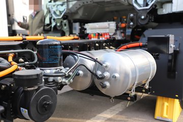 ����HOWO����PRO 4.15�׵��Ŵ��綯�����Ῠ ����ʱ��140.41kWhͼƬ