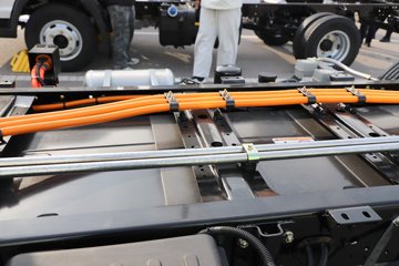 ����HOWO����PRO 4.15�׵��Ŵ��綯�����Ῠ ����ʱ��140.41kWhͼƬ