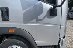 重汽HOWO轻卡悍将M 2.5L柴油 160马力 万里扬8档 3.3米排半栏板轻卡