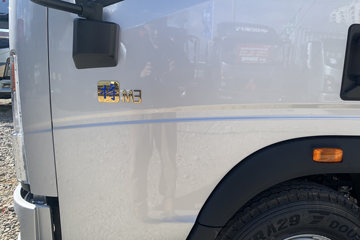 ����HOWO�Ῠ����M 2.5L���� 160���� ������8�� 3.3���Ű������ῨͼƬ