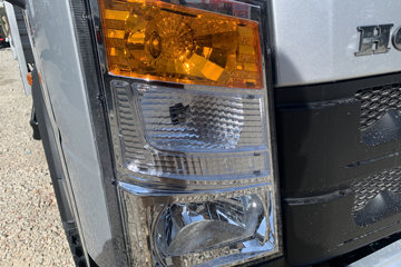 ����HOWO�Ῠ����M 2.5L���� 160���� ������8�� 3.3���Ű������ῨͼƬ