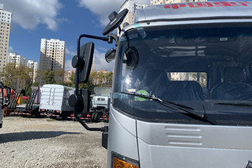 ����HOWO�Ῠ����M 2.5L���� 160���� ������8�� 3.3���Ű������ῨͼƬ