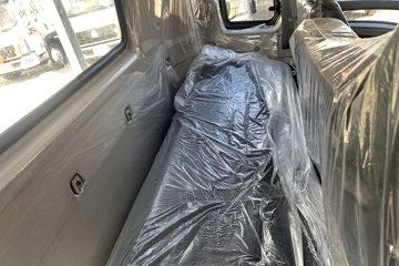 ����HOWO�Ῠ����M 2.5L���� 160���� ������8�� 3.3���Ű������ῨͼƬ