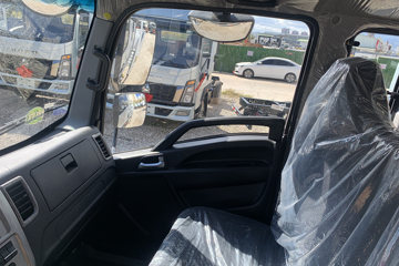 ����HOWO�Ῠ����M 2.5L���� 160���� ������8�� 3.3���Ű������ῨͼƬ