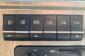 ����HOWO�Ῠ����M 2.5L���� 160���� ������8�� 3.3���Ű������ῨͼƬ