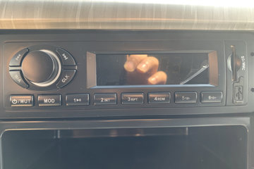 ����HOWO�Ῠ����M 2.5L���� 160���� ������8�� 3.3���Ű������ῨͼƬ