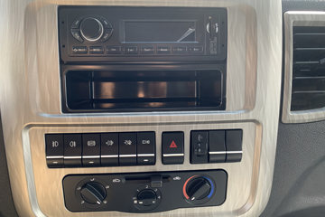 ����HOWO�Ῠ����M 2.5L���� 160���� ������8�� 3.3���Ű������ῨͼƬ