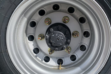 ����HOWO�Ῠ����M 2.5L���� 160���� ������8�� 3.3���Ű������ῨͼƬ