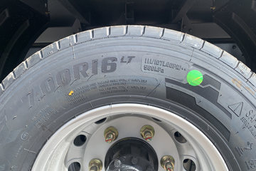 ����HOWO�Ῠ����M 2.5L���� 160���� ������8�� 3.3���Ű������ῨͼƬ