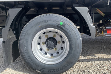 ����HOWO�Ῠ����M 2.5L���� 160���� ������8�� 3.3���Ű������ῨͼƬ