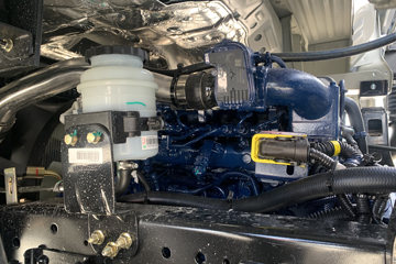 ����HOWO�Ῠ����M 2.5L���� 160���� ������8�� 3.3���Ű������ῨͼƬ