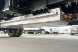 时代领航M5&nbsp;电动载货车底盘图片