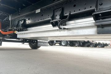 ʱ���캽M5 4.14�׵��Ŵ��綯��ʽ�Ῠ ���׿�83.57kWhͼƬ