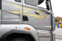 解放鹰驰 13.2L LNG 530马力 6X4 一汽解放12档 牵引车