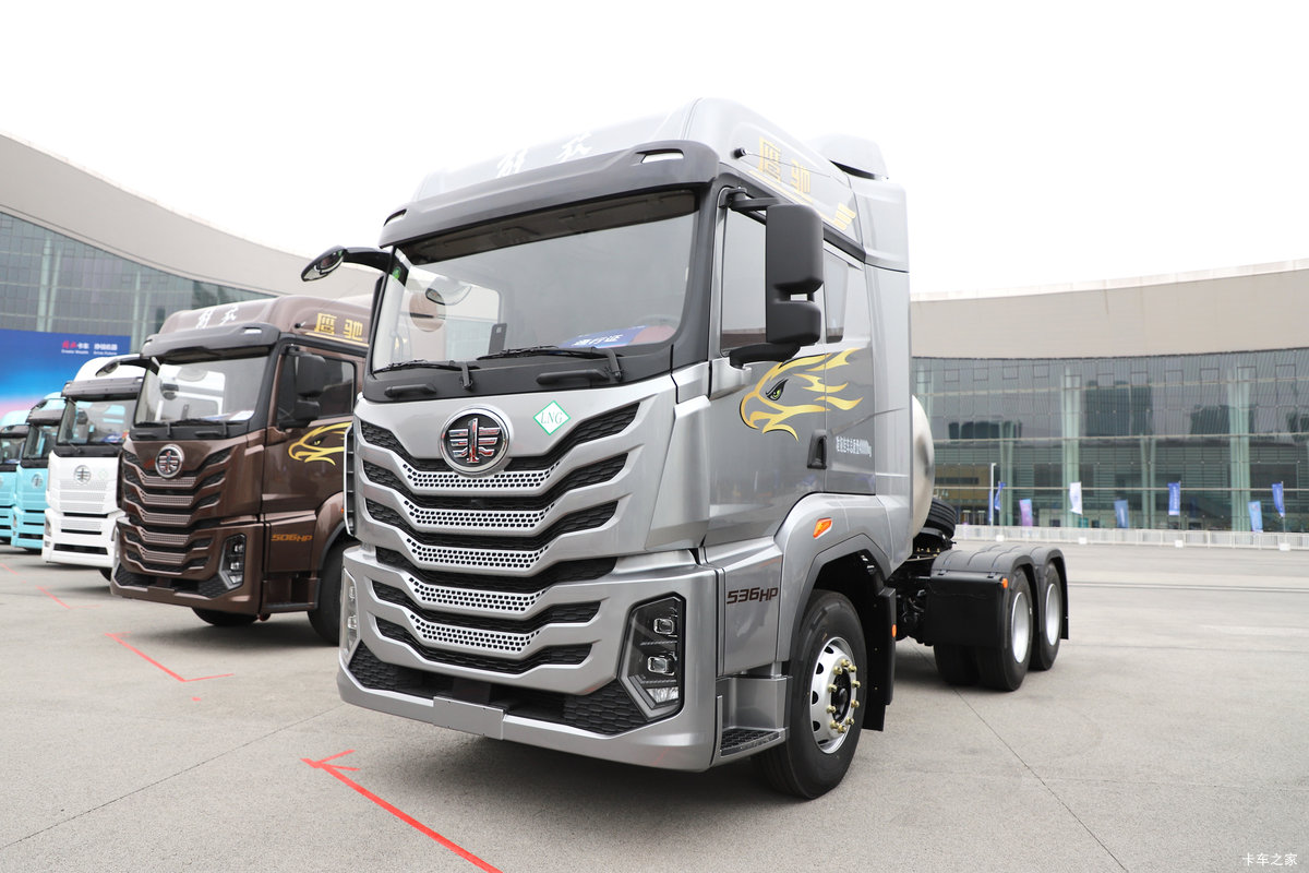 ���ӥ�� 13.2L LNG 530���� 6X4 һ�����12�� ǣ�������                                                