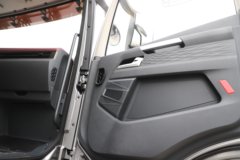 解放鹰驰 13.2L LNG 530马力 6X4 一汽解放12档 牵引车