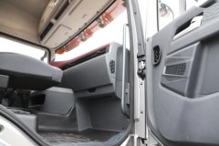 解放鹰驰 13.2L LNG 530马力 6X4 一汽解放12档 牵引车