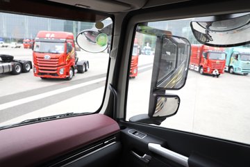 ���ӥ�� 13.2L LNG 530���� 6X4 һ�����12�� ǣ����ͼƬ
