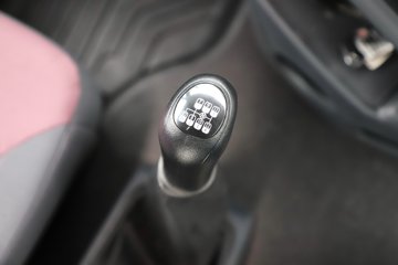 ���ӥ�� 13.2L LNG 530���� 6X4 һ�����12�� ǣ����ͼƬ