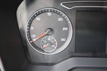 ���ӥ�� 13.2L LNG 530���� 6X4 һ�����12�� ǣ����ͼƬ