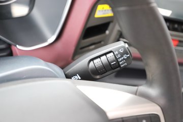 ���ӥ�� 13.2L LNG 530���� 6X4 һ�����12�� ǣ����ͼƬ