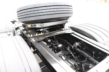 ���ӥ�� 13.2L LNG 530���� 6X4 һ�����12�� ǣ����ͼƬ