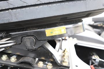 ���ӥ�� 13.2L LNG 530���� 6X4 һ�����12�� ǣ����ͼƬ