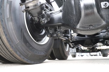 ���ӥ�� 13.2L LNG 530���� 6X4 һ�����12�� ǣ����ͼƬ