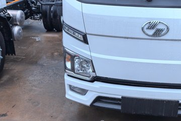 Ծ�� ����T3 Һɲ 3.805�׵��Ŵ��綯�����Ῠ ����50.23kWhͼƬ