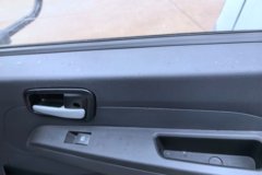 跃进 大拿T3 液刹 3.805米单排纯电动栏板轻卡 清陶50.23kWh