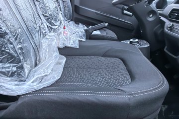Ծ�� ����T3 Һɲ 3.805�׵��Ŵ��綯�����Ῠ ����50.23kWhͼƬ
