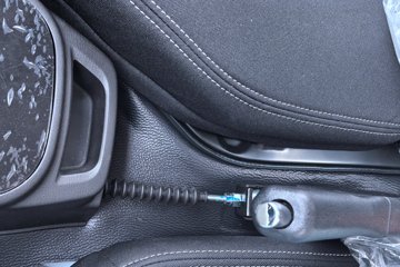 Ծ�� ����T3 Һɲ 3.805�׵��Ŵ��綯�����Ῠ ����50.23kWhͼƬ