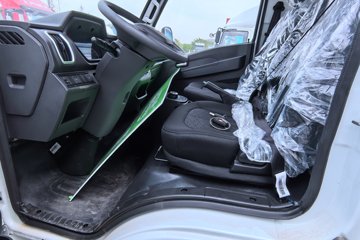Ծ�� ����T3 Һɲ 3.805�׵��Ŵ��綯�����Ῠ ����50.23kWhͼƬ