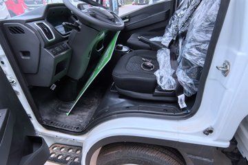Ծ�� ����T3 Һɲ 3.805�׵��Ŵ��綯�����Ῠ ����50.23kWhͼƬ