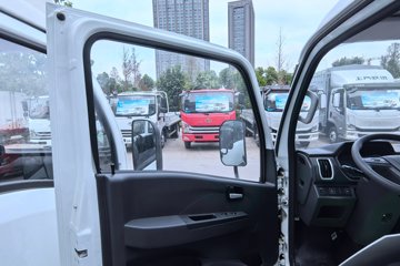 Ծ�� ����T3 Һɲ 3.805�׵��Ŵ��綯�����Ῠ ����50.23kWhͼƬ