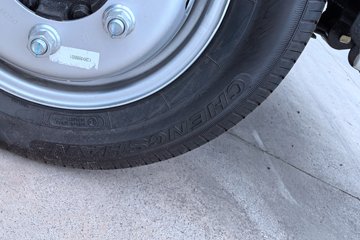 Ծ�� ����T3 Һɲ 3.805�׵��Ŵ��綯�����Ῠ ����50.23kWhͼƬ