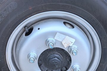 Ծ�� ����T3 Һɲ 3.805�׵��Ŵ��綯�����Ῠ ����50.23kWhͼƬ