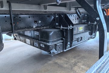 Ծ�� ����T3 Һɲ 3.805�׵��Ŵ��綯�����Ῠ ����50.23kWhͼƬ