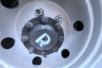 Ծ�� ����T3 Һɲ 3.805�׵��Ŵ��綯�����Ῠ ����50.23kWhͼƬ