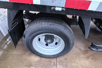 Ծ�� ����T3 Һɲ 3.805�׵��Ŵ��綯�����Ῠ ����50.23kWhͼƬ