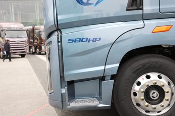 �ൺ���ӥ�� ����� 580���� 8X4 ���� AMT�Զ��� 9.4����س�ͼƬ