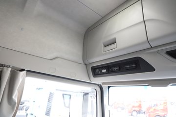 �ൺ���ӥ�� ����� 580���� 8X4 ���� AMT�Զ��� 9.4����س�ͼƬ