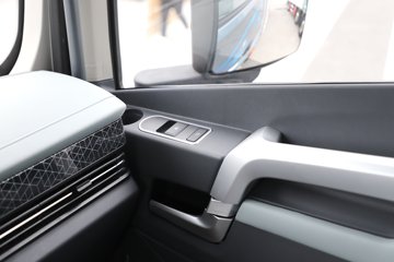 �ൺ���ӥ�� ����� 580���� 8X4 ���� AMT�Զ��� 9.4����س�ͼƬ