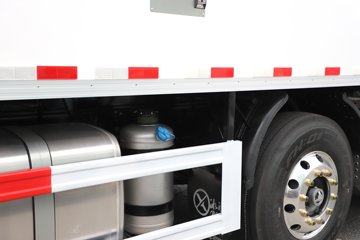 �ൺ���ӥ�� ����� 580���� 8X4 ���� AMT�Զ��� 9.4����س�ͼƬ