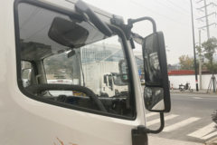 江铃凯运+ 蓝鲸宽体 2.5L柴油 174马力 万里扬6档 4.2米单排栏板轻卡