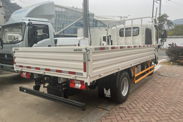 ������������ 2.5L���� 174���� ������6�� 4.2�׵��������ῨͼƬ