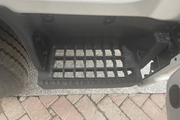 ������������ 2.5L���� 174���� ������6�� 4.2�׵��������ῨͼƬ