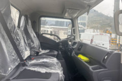 江铃凯运+ 蓝鲸宽体 2.5L柴油 174马力 万里扬6档 4.2米单排栏板轻卡